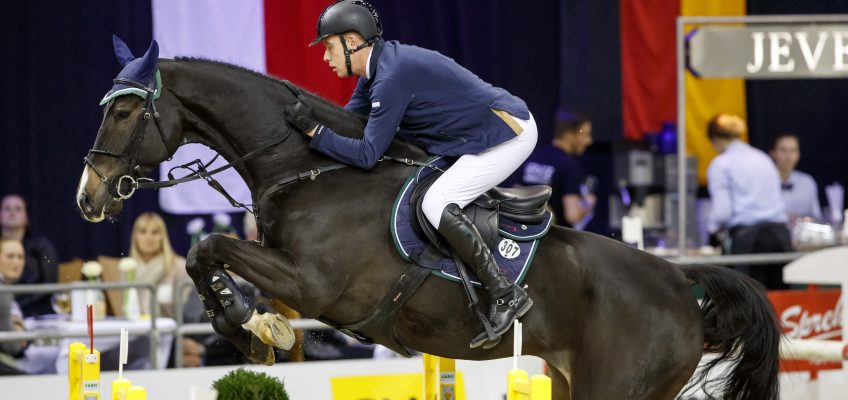 Mario Stevens und Landano gewinnen S3* in Damme!