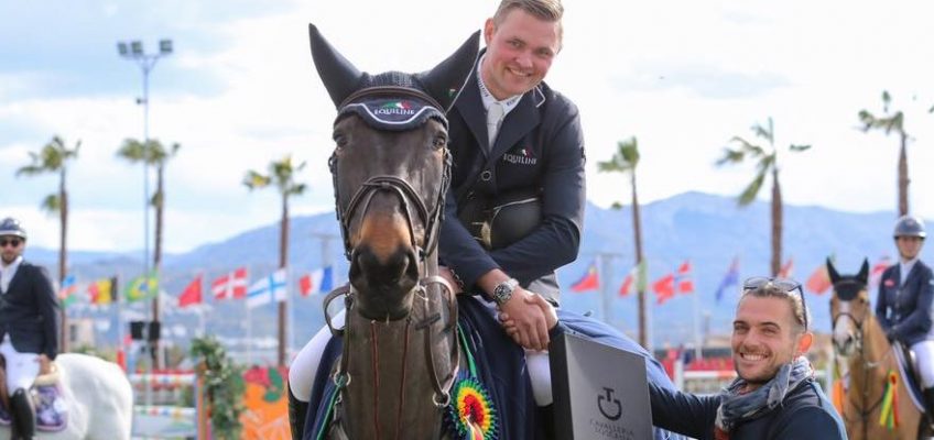 Maurice Tebbel gewinnt Weltranglisten-Springen in Oliva Nova