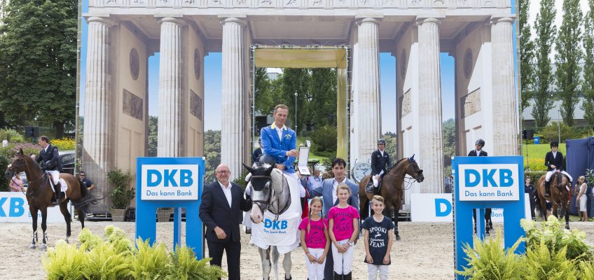 Global Jumping Berlin –  Schleifenkinder ganz groß und mitten drin