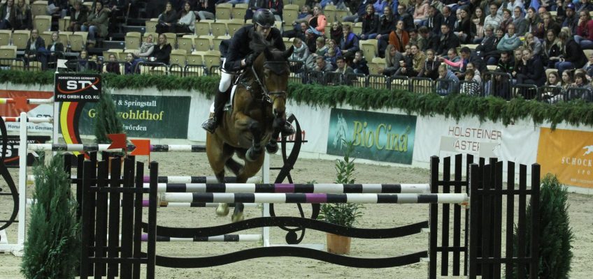 Bart van der Maat siegt vor Jan Meves im Grand Prix von Neumünster