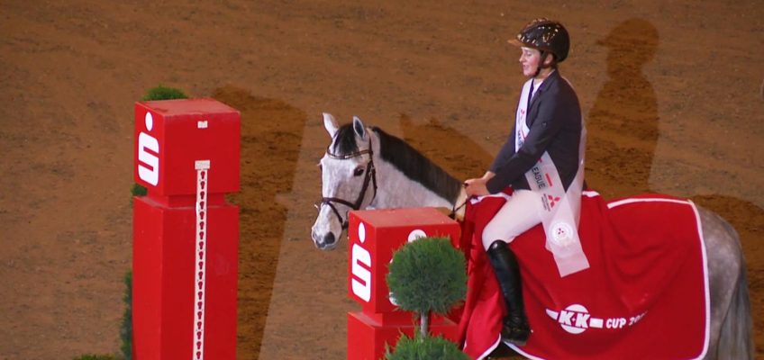 Katrin Eckermann gewinnt Championat von Münster – plus Auto