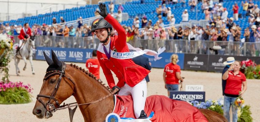 Simone Blum trauert nach dem Tod ihres Fohlens Calice von DSP Alice!