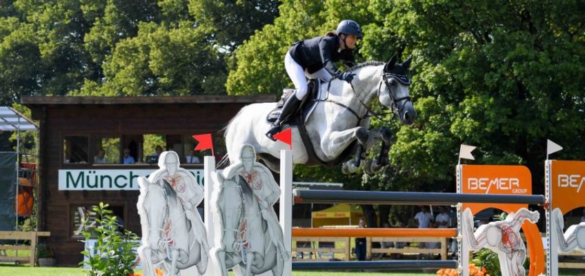 Etappenpremiere der Bemer Riders Tour bei Pferd International München