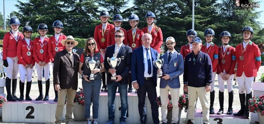 Pony-Reiter gewinnen Nationenpreis in Gorla Minore, Silber für Children und Doppelsieg bei Junioren!