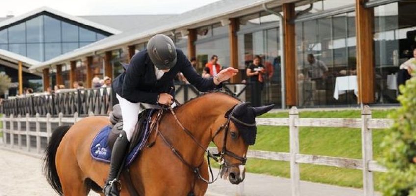 Frederick Troschke gewinnt CSI2* Grand Prix in Peelbergen