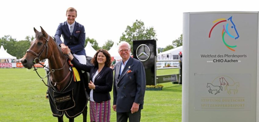 CHIO Aachen: Robin Naeve gewinnt U25-Auftakt