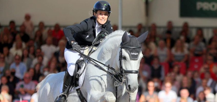 Janne Meyer vor André Thieme bei der Bemer Riders Tour Etappe in Münster