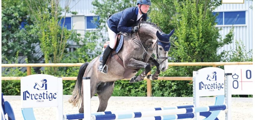 Trainingsbeginn der Herbst-Kollektion bei den Oldenburgern in Vechta