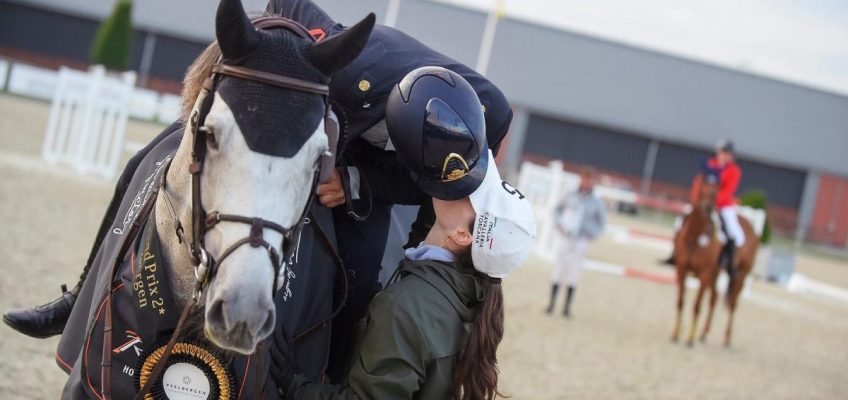 Giampiero Garofalo gewinnt CSI2* GP in Peelbergen, Jenny Krogsaeter den spring-reiter.de-Preis