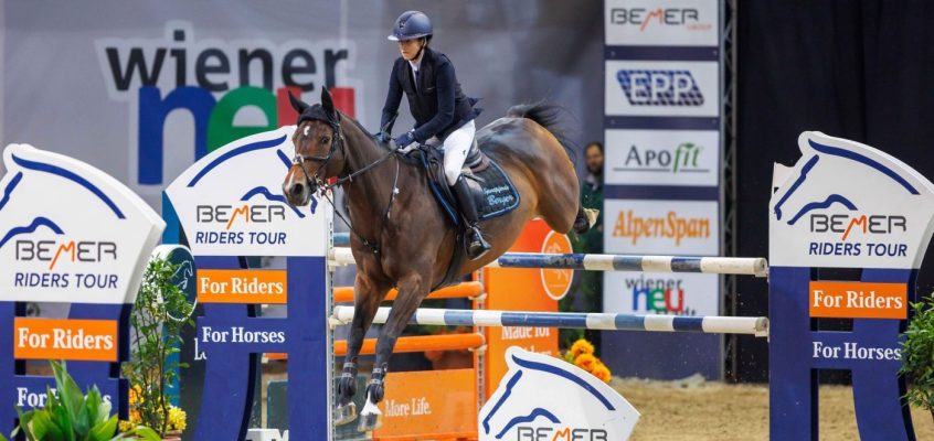 BEMER Riders Tour meets Arena Nova: Amazone vorn in der Qualifikation