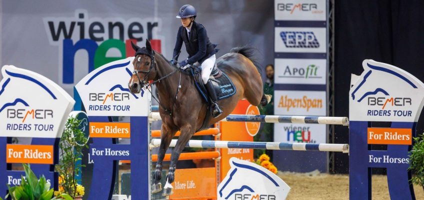 BEMER Riders Tour meets Arena Nova: Amazone vorn in der Qualifikation