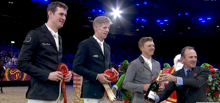 Goldene Schleife vom Weihnachtsmann: Marcus Ehning siegt in London!