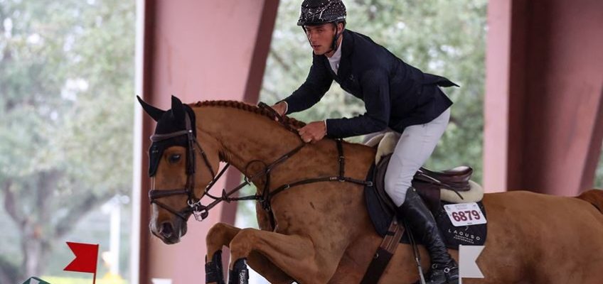 Richard Vogel lässt beim Sieg in Wellington auch McLain Ward hinter sich