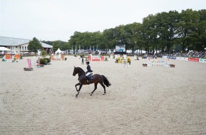 <strong>Erste Deutsche Meisterschaft der U25-Springreiter</strong>