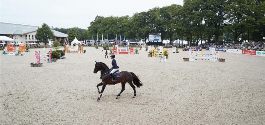 <strong>Erste Deutsche Meisterschaft der U25-Springreiter</strong>