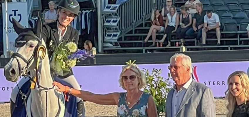 Janne Meyer-Zimmermann siegt im Stechen beim Freitags-Hauptspringen in Lichtenvoorde