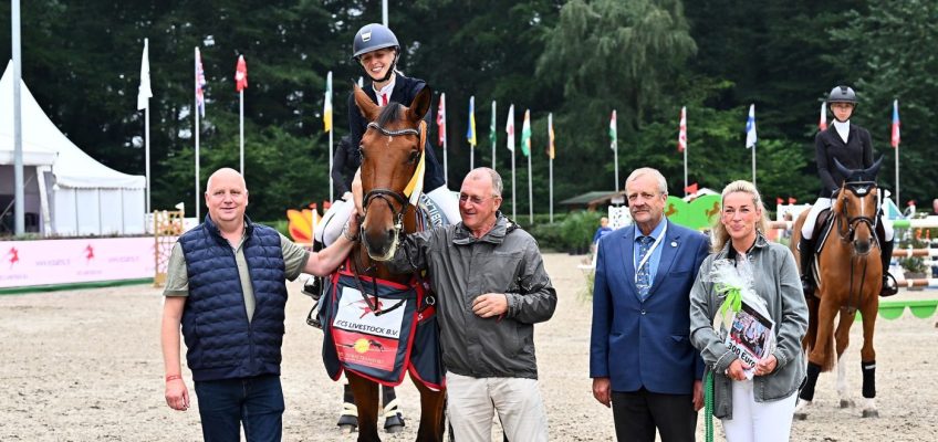 Laura Klaphake gewinnt Ranking-Springen in Klein Roscharden