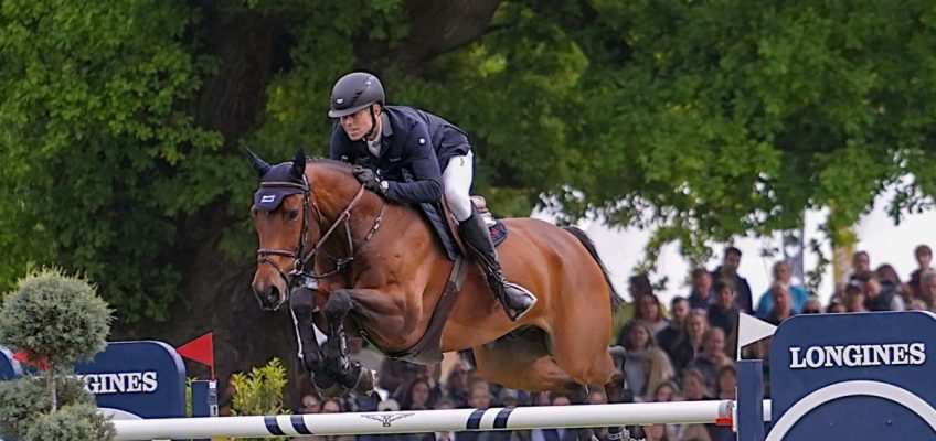 Max Kühner hängt Henrik von Eckermann im Hauptspringen in Valkenswaard ab