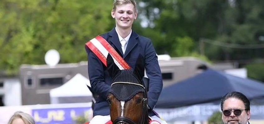 Sieg für Moritz Baum plus Silber für Brianne Beerbaum und Vivienne Wodarczyk beim CSIOY in Linz!