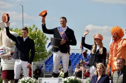 Stefan Naber knapp vor Mathies Rüder im Finale der CSI2* Tour bei Horses & Dreams