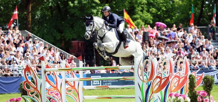 Michael Jung saust in München der Konkurrenz davon