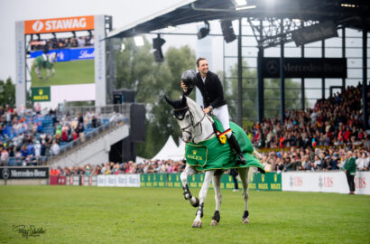 Im dritten Anlauf: Martin Fuchs gewinnt Rolex Grand Prix in Aachen, vier Deutsche im Stechen!