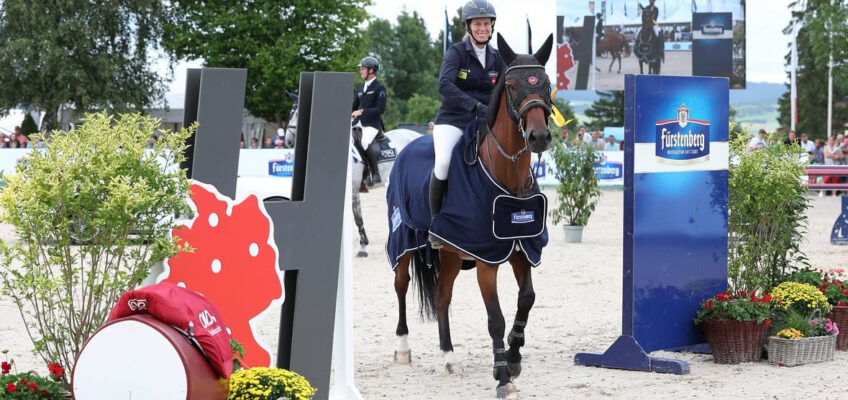 Barbara Schnieper verteidigt Titel im Großen Preis beim Fest der Pferde – Michael Jung Zweiter