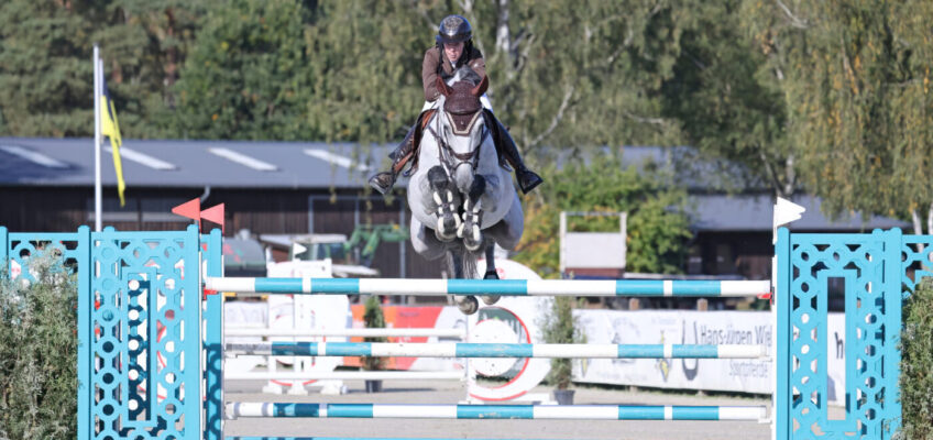 Brianne Beerbaum triumphiert im Großen Preis in Westergellersen