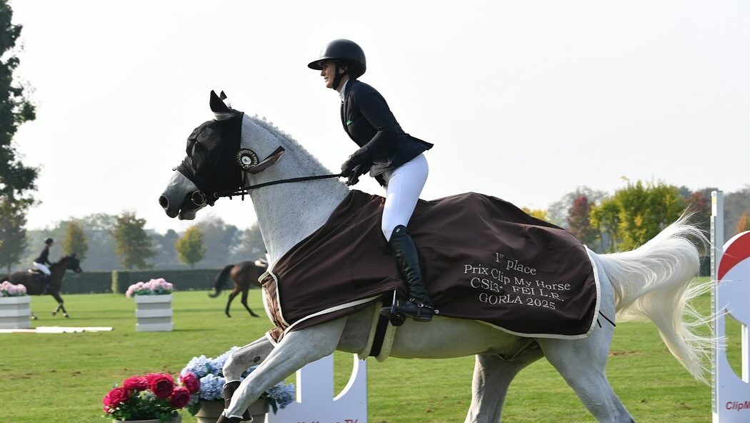Pia Reich gewinnt Weltranglisten-Springen in Gorla Minore vor Elisabeth Meyer