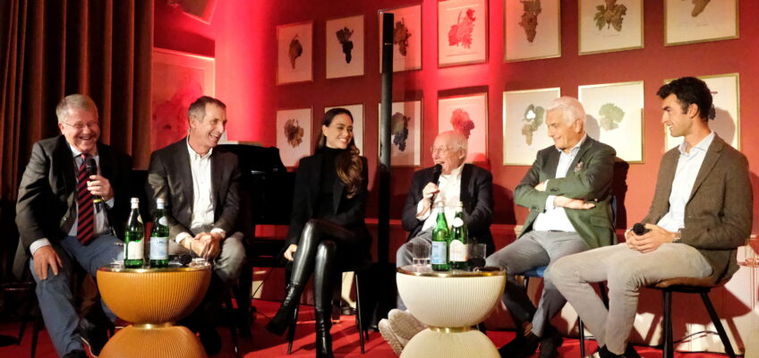 Holger Hetzel initiiert spannende Podiumsdiskussion: Die Passion für das Pferd verbindet 