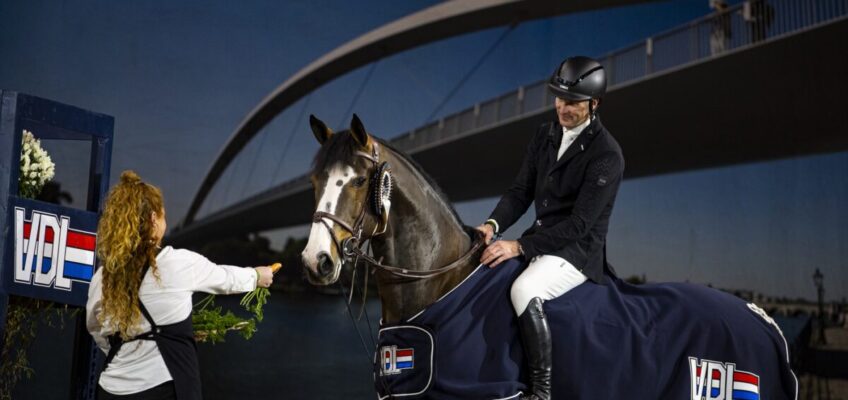 Niederländisches Trio vorne im VDL Groep Preis in Maastricht, Christian Ahlmann wird die letzte Stange zum Verhängnis