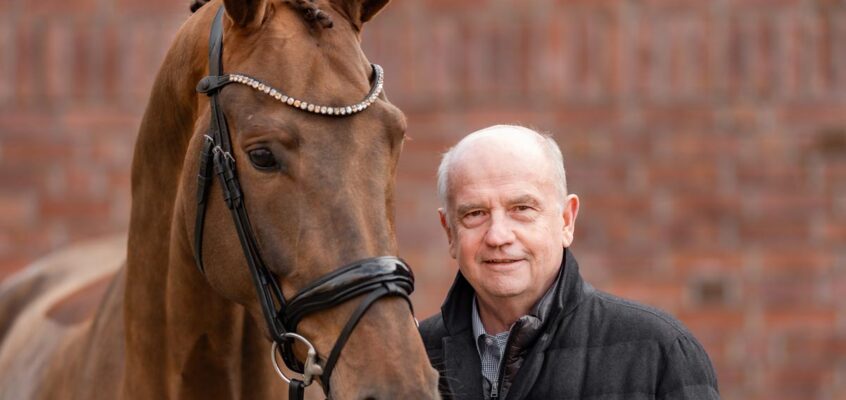 FEI weicht “Blutregel” auf. Richenhagen kritisiert: „Blut hat im Pferdesport nichts zu suchen“