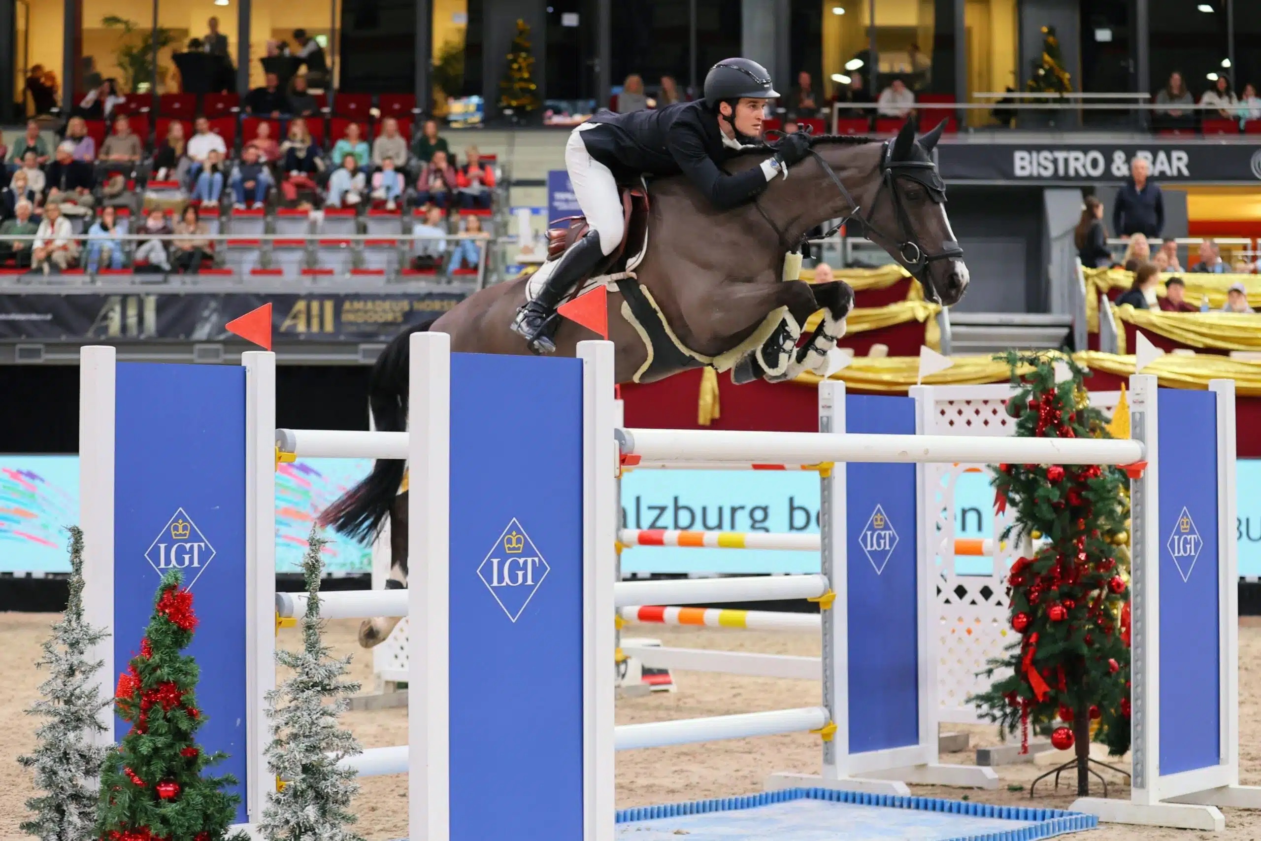 Robert Murphy sichert sich Sieg im verflixten CSI4* Grand Prix von Salzburg – Sophie Hinners beste Deutsche!