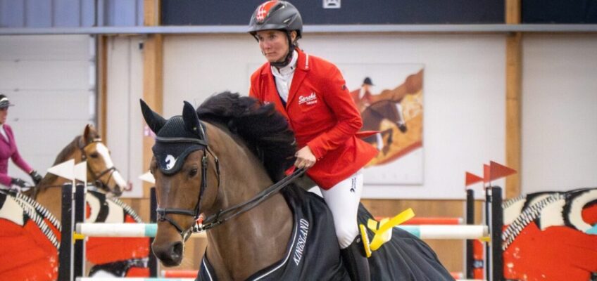 Jörne Sprehe lässt in Riesenbeck Toni Haßmann und Paula de Boer-Schwarz hintersich