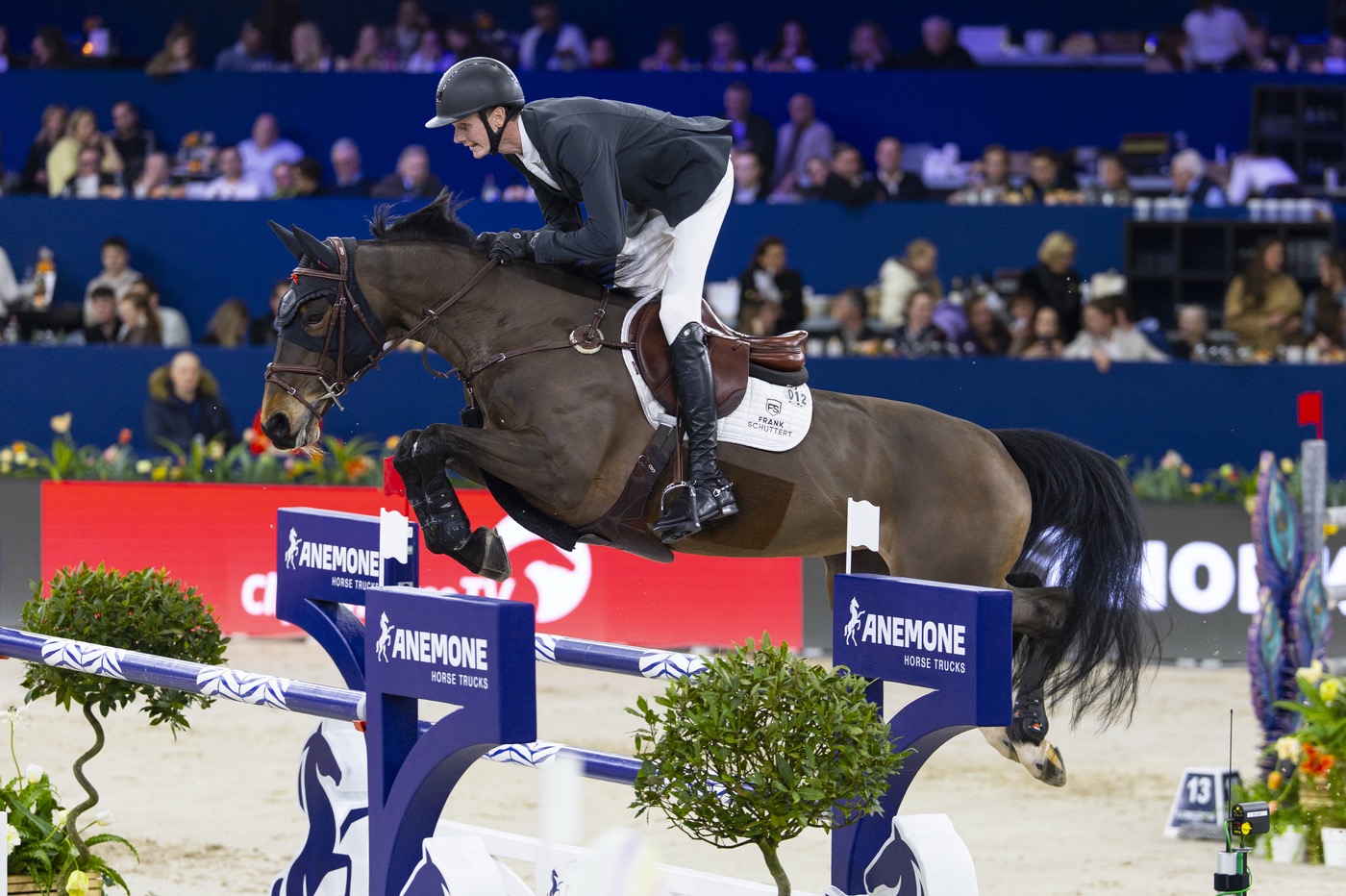 Frank Schuttert fliegt zum Sieg im Grand Prix in Amsterdam – Patrick Stühlmeyer wird Vierter!