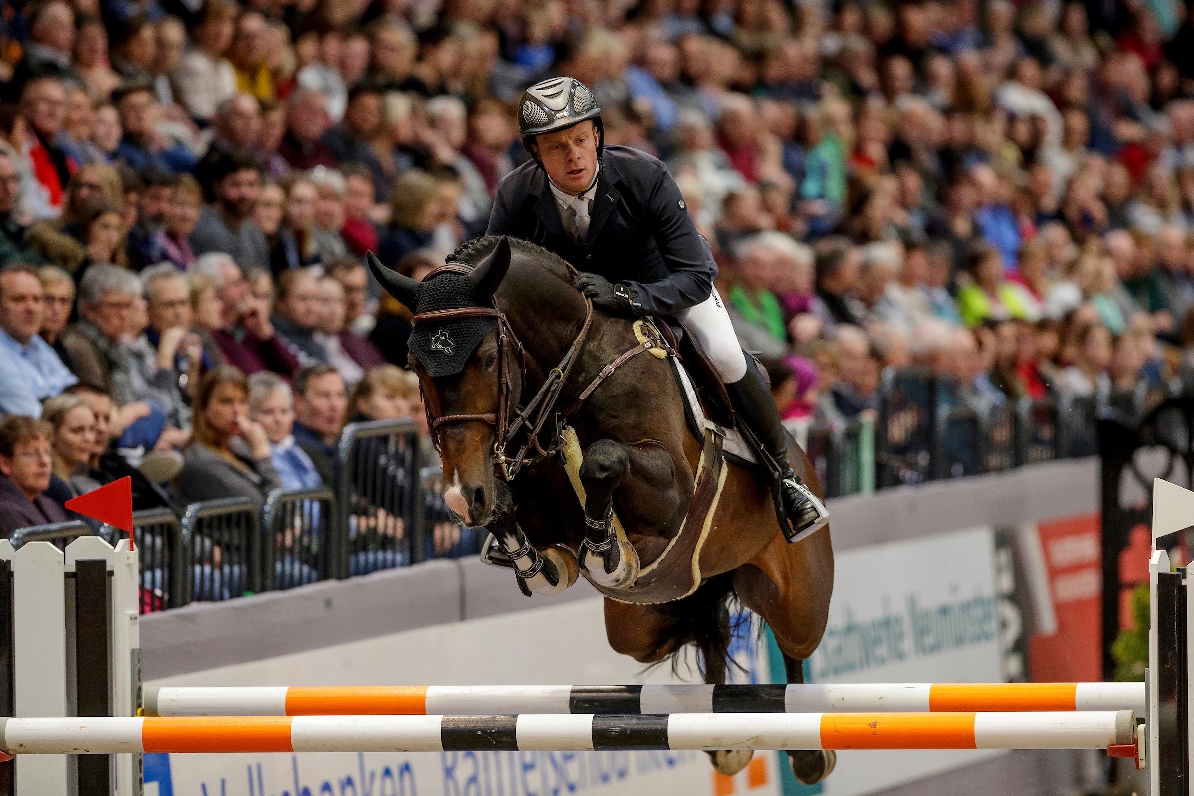 VR CLASSICS Neumünster: Partnerschaften mit den Volksbanken Raiffeisenbanken verlängert, Weltklasse garantiert