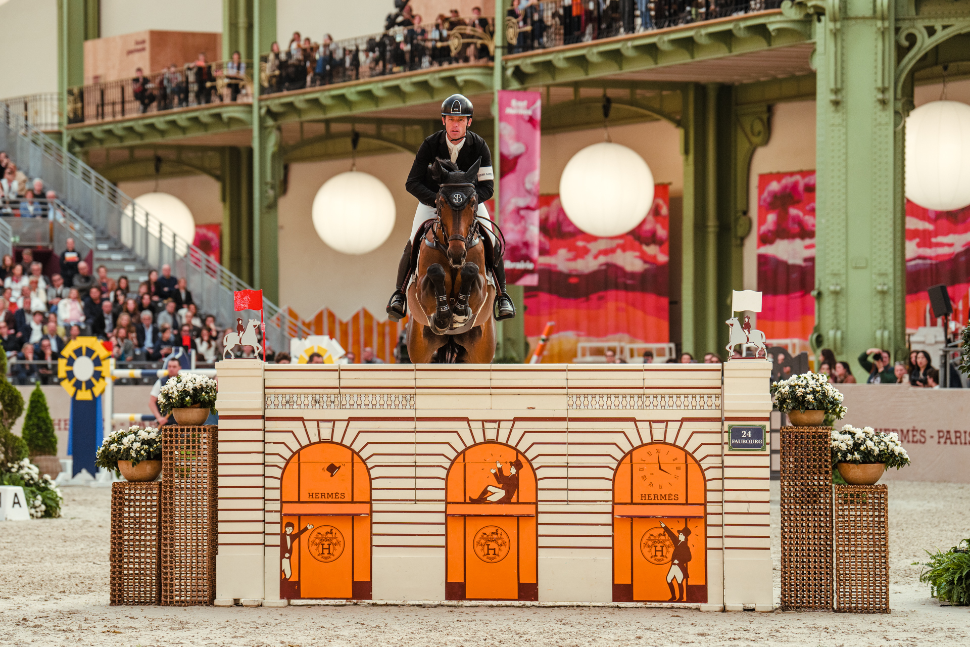Scott Brash & Hello Chadora Lady dominieren CSI5* 400.000 Euro Grand Prix beim Saut Hermes