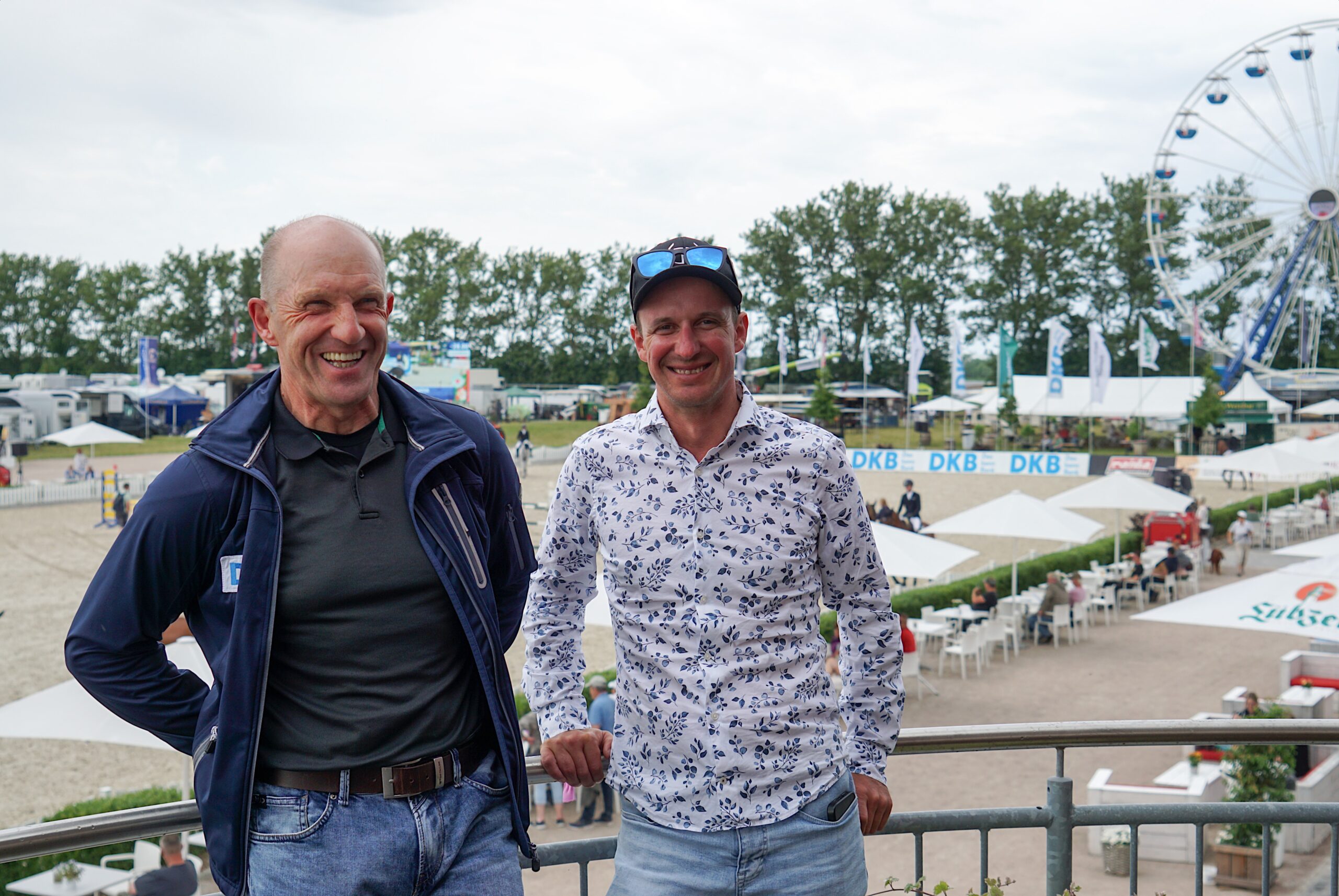 Alle wollen nach Hohen Wieschendorf: „Auf den Parkplatz passt kein LKW mehr.“ Interview mit Holger Wulschner und Christoph Lanske
