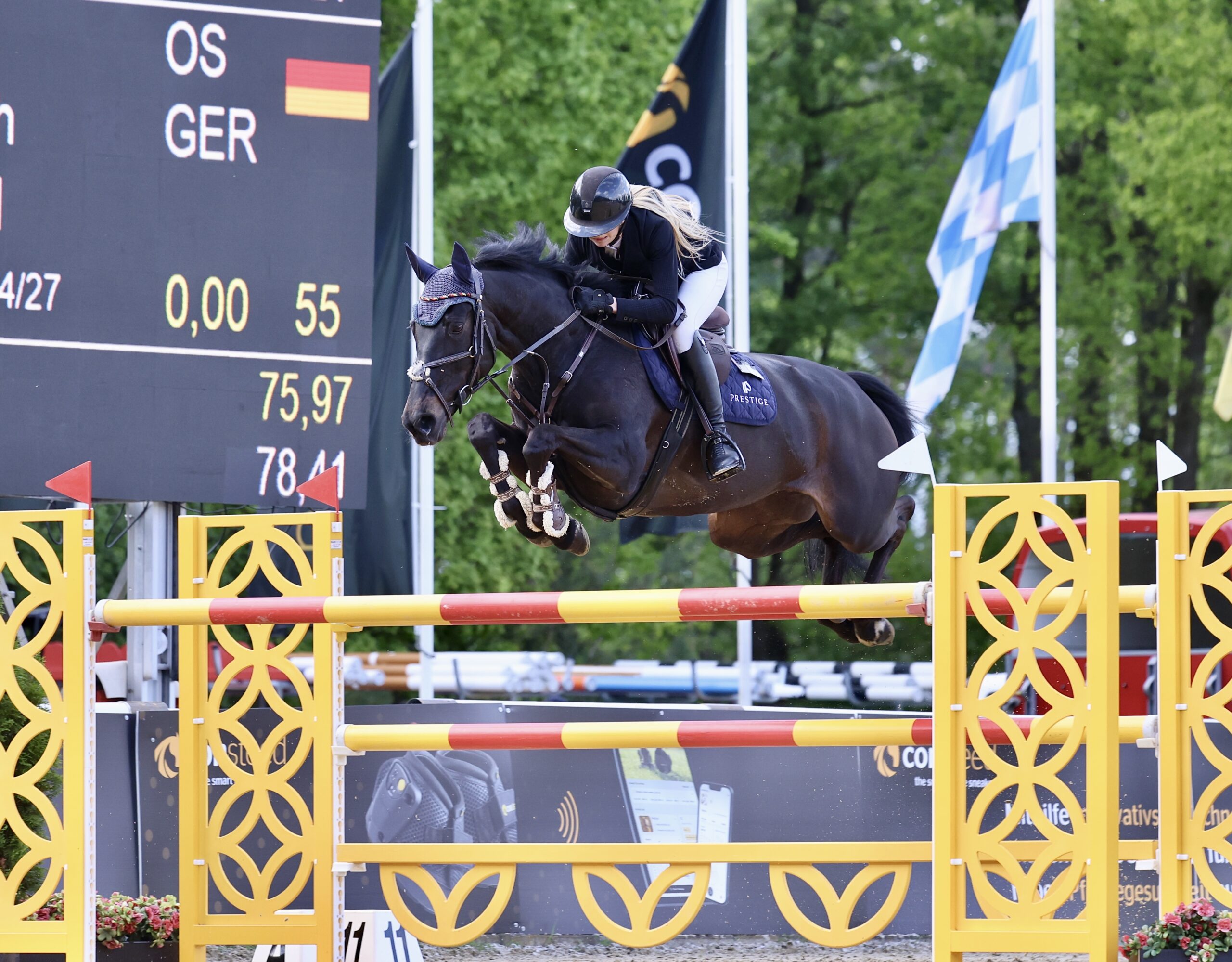 Joelle Sprehe und Naomi Himmelreich sind die ersten Sieger beim Preis der Besten in Warendorf