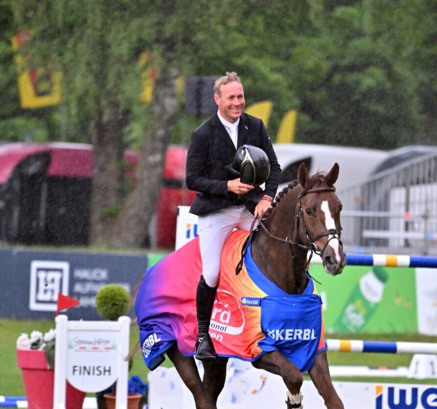 Revanche am zweiten Tag der Pferd International in München: Diesmal siegt David Will im GP Qualifier