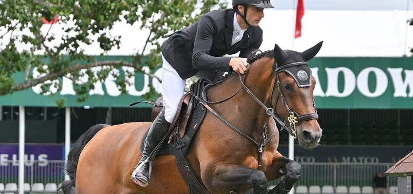Richard Vogel räumt das Feld von hinten auf und gewinnt Hauptspringen in Spruce Meadows