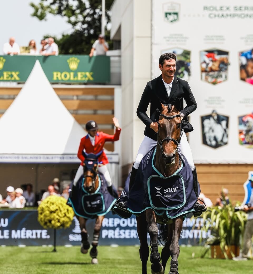 Steve Guerdat Games in La Baule: Der Schweizer gewinnt gleich doppelt samt Derby – Richard Vogel mit Achtjährigem Vierter