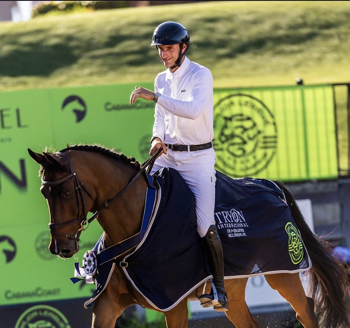 Geglückte Premiere: Richard Vogel und der achtjährige Überflieger Diatasio gewinnen CSI5* Qualifier in Tryon